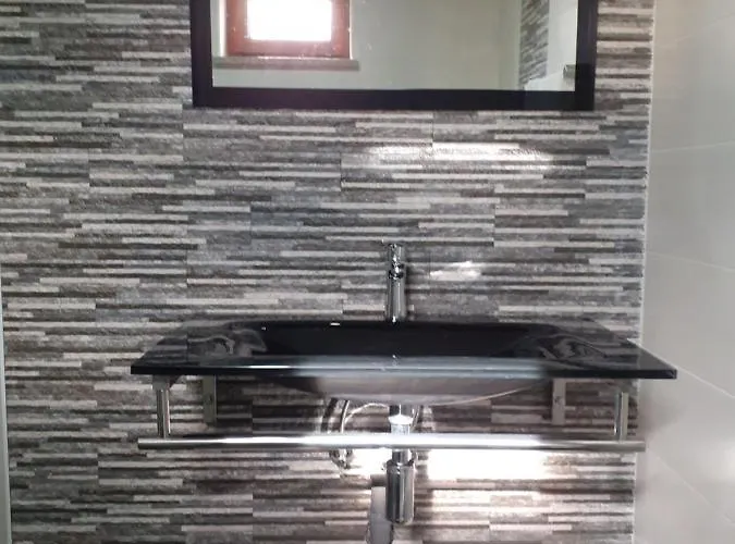 Casa Mota Pinto * Каштру-Дайри