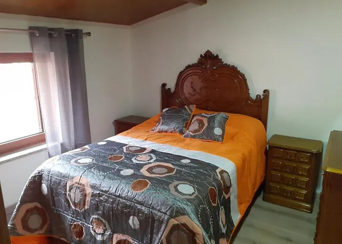 Casa Mota Pinto * Каштру-Дайри